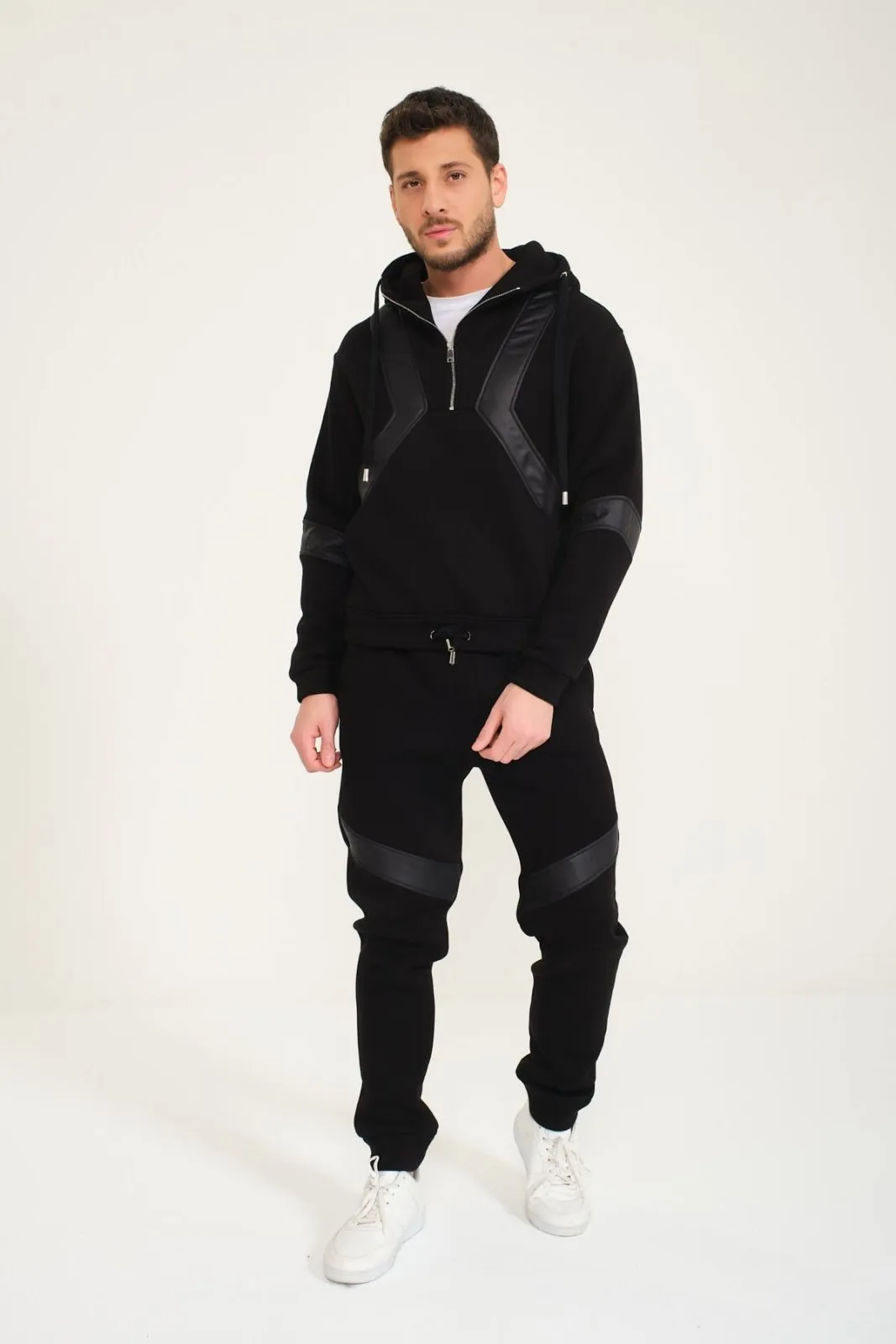 Vaganza Hoodie & Jogger Set